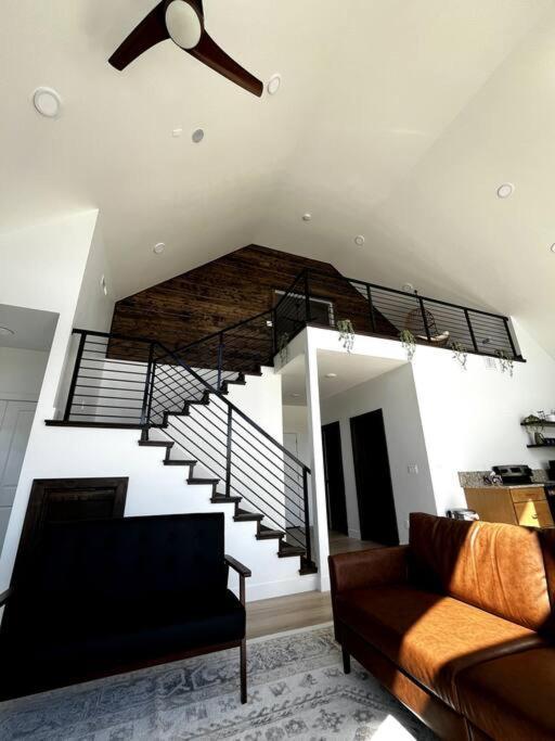 Villa Red Rock Retreat Stunning Floor To Ceiling Views Hatch Exterior foto